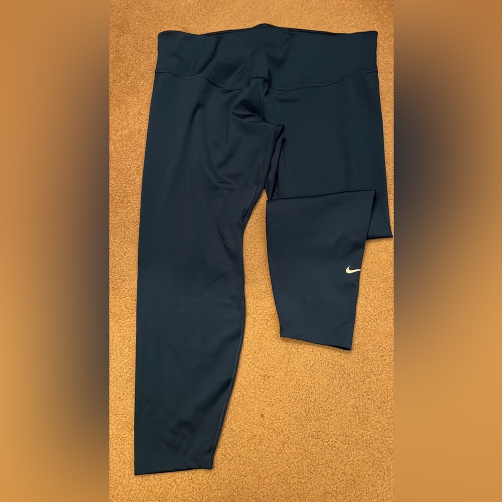 Nike leggings
